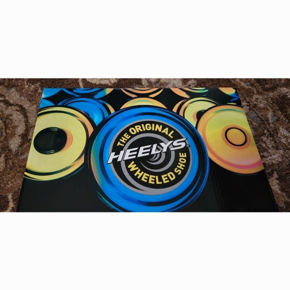 Heelys (Size 5 Y) NWOT - Picture 6 of 12